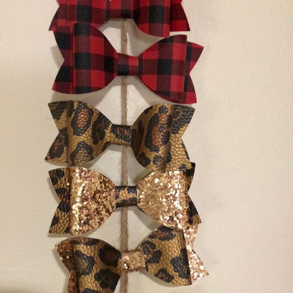 Bows - Picture 3 of 5